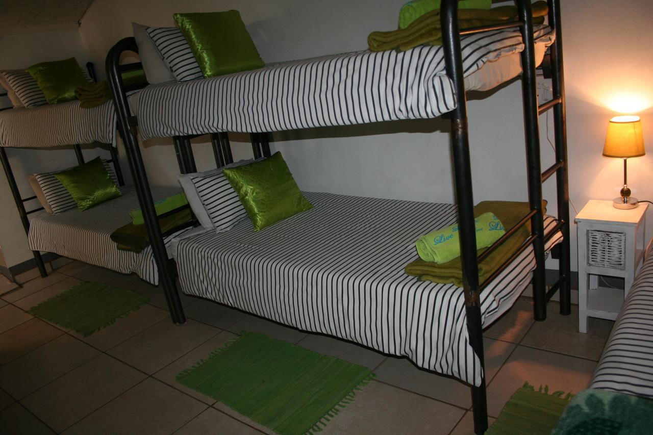 Akwela Guest Farm Hotel Bloemfontein Eksteriør billede